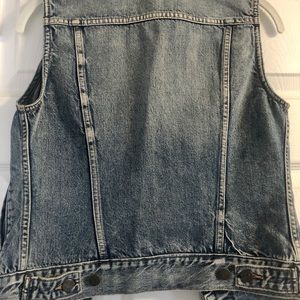 JCrew washed denim vest, size xxs